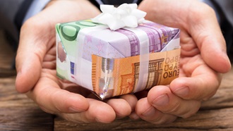 Los planes amigos pueden interesar o no, hay que mirar más allá del regalo.